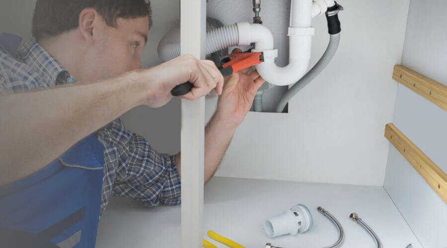 Local tankless water heater installation in Lynnville, IA